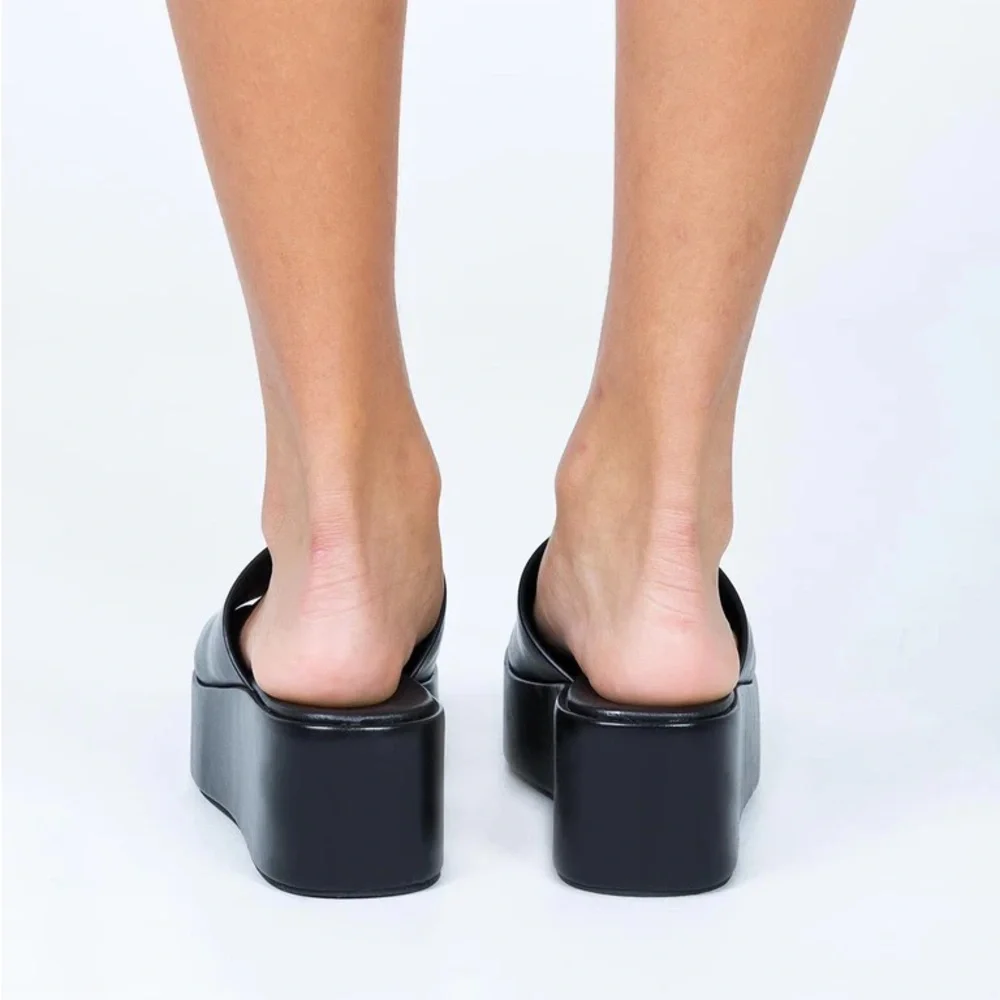 Princess Polly Britta Platform Heels - Picture 5 of 7